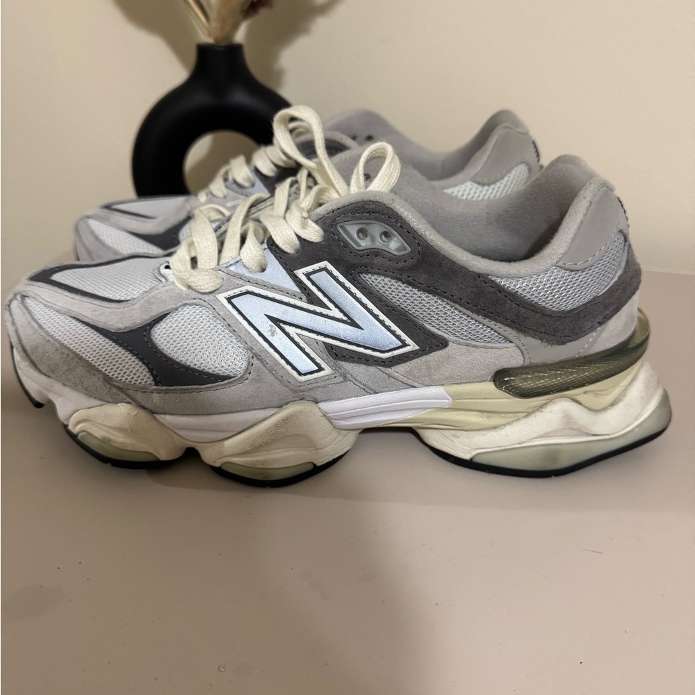New Balance 9060 Shoes